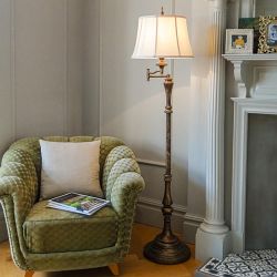 Traditional Floor Lamps