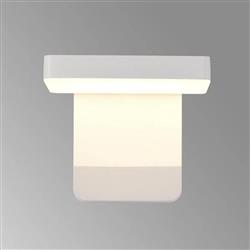 Cooper IP54 LED outdoor Wall Light