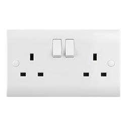 Curved Double White Resin Switched Socket CE422