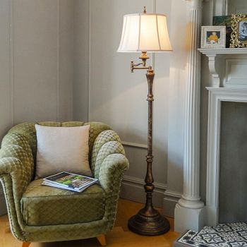 Traditional Floor Lamps
