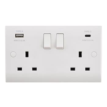 Curved White Resin Dual USB Double Switched Socket CE425