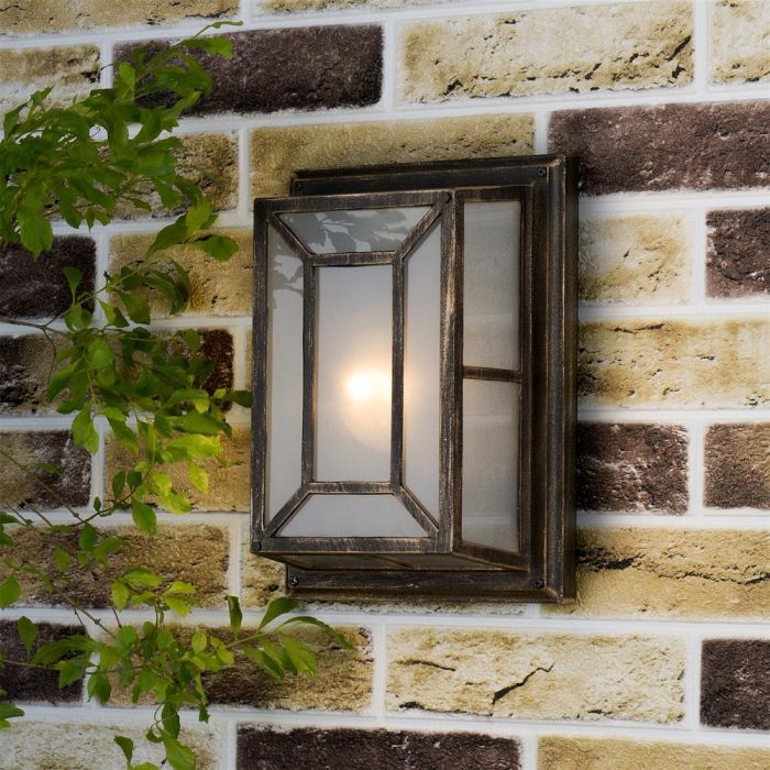Trent IP44 Garden Wall/Ceiling Outdoor Light TRE5254