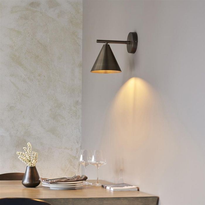 Cape Wall Light Brushed Antique Bronze Plate 102894