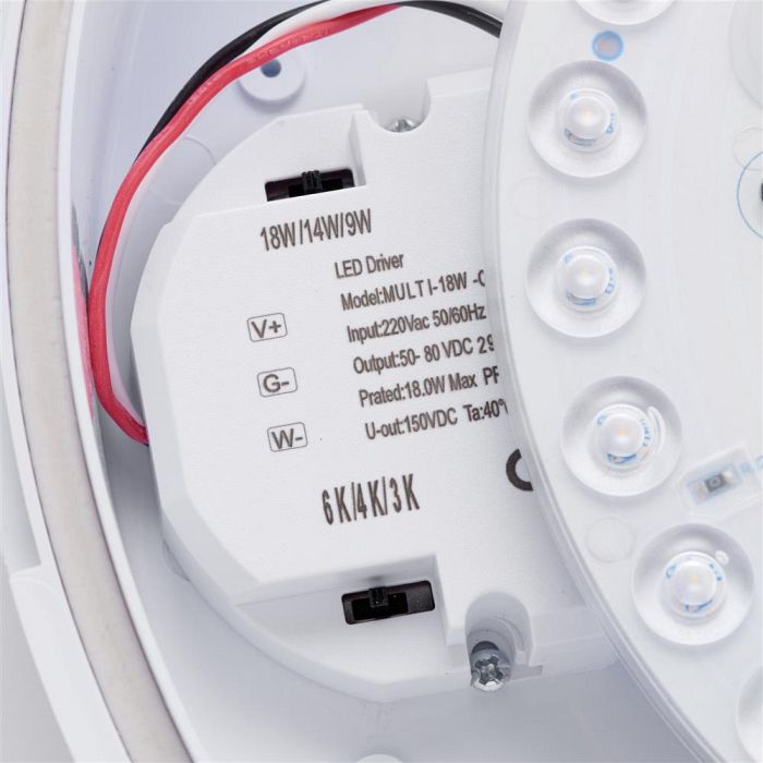 HeroPRO CCT IP65 Gloss White LED Bulkhead 95539